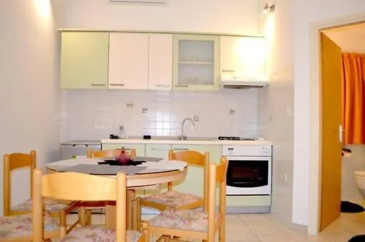 Villa Garmina Ugljan 0*,  Croazia